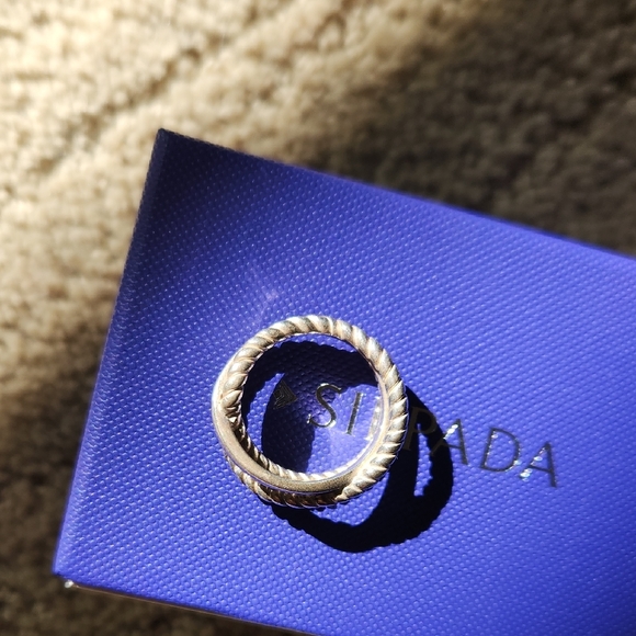 Silpada Silver Rope Design Ring - Picture 3 of 4